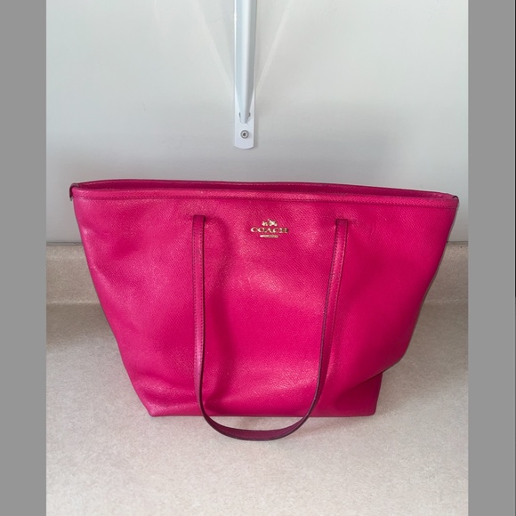 Coach City Zip Tote and Double Accordion Zip Wallet - Picture 4 of 11